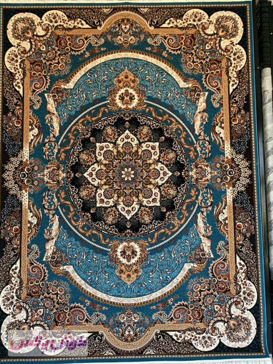 فرش 700 شانه نقشه مانا زمینه آبی