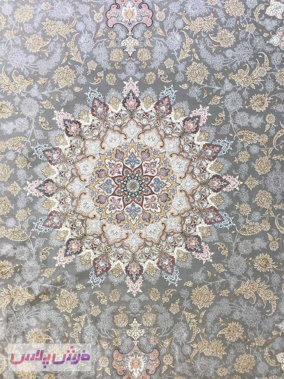 فرش 1500 شانه برجسته نقشه اصفهان زمینه نقره ای