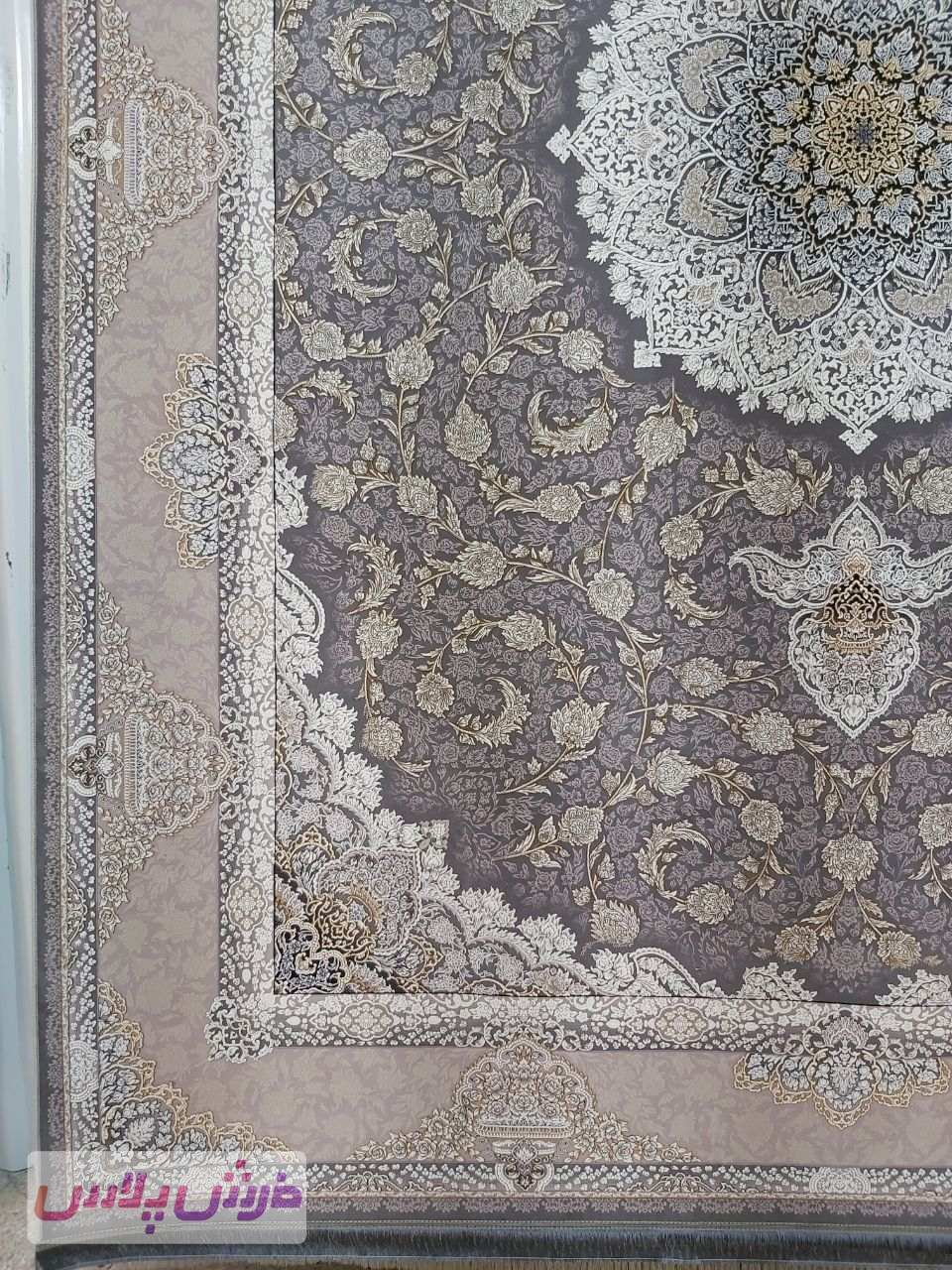 فرش 1200 شانه برجسته نقشه نهال زمینه دلفینی