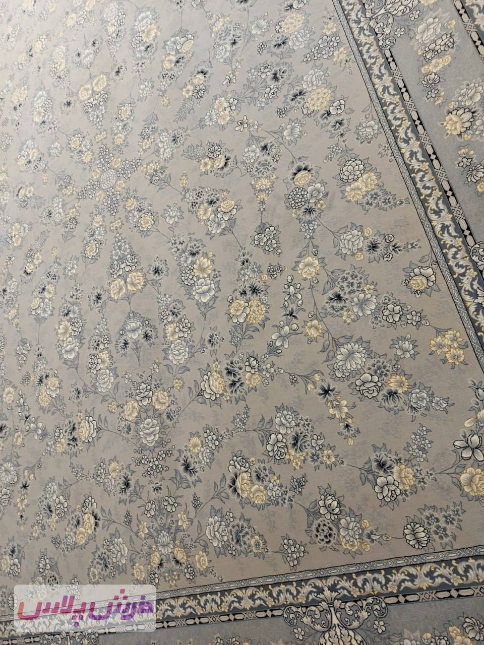 فرش 700 شانه نقشه افشان ژینا زمینه ترمه ای