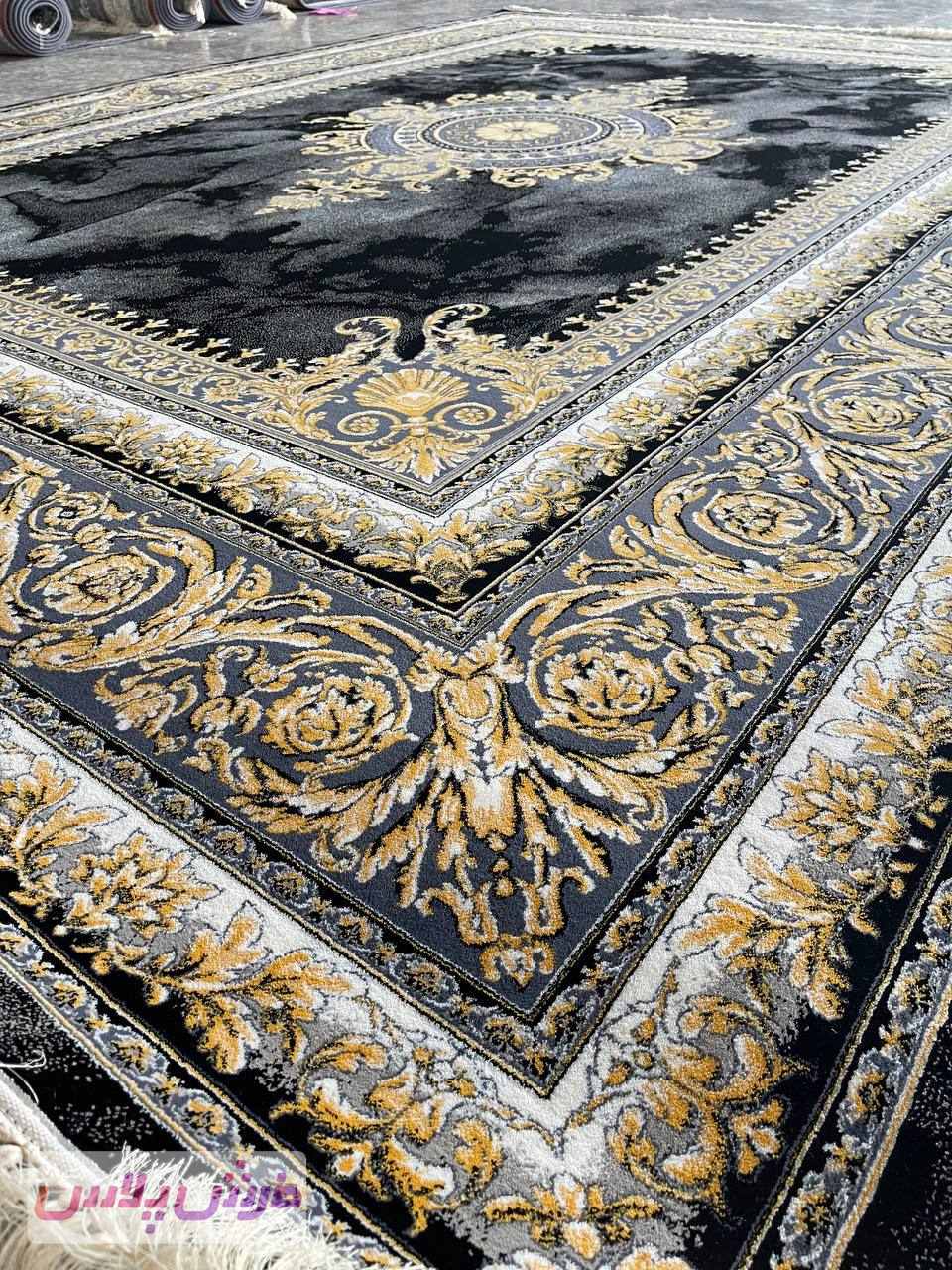 فرش 700 شانه نقشه ورساچ زمینه سرمه ای – پلی استر